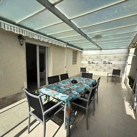 Vakantiehuis Oasis Privee A Piscine Et Confort Moderne *