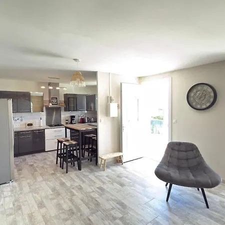 Vakantiehuis Oasis Privee A Piscine Et Confort Moderne Vendres